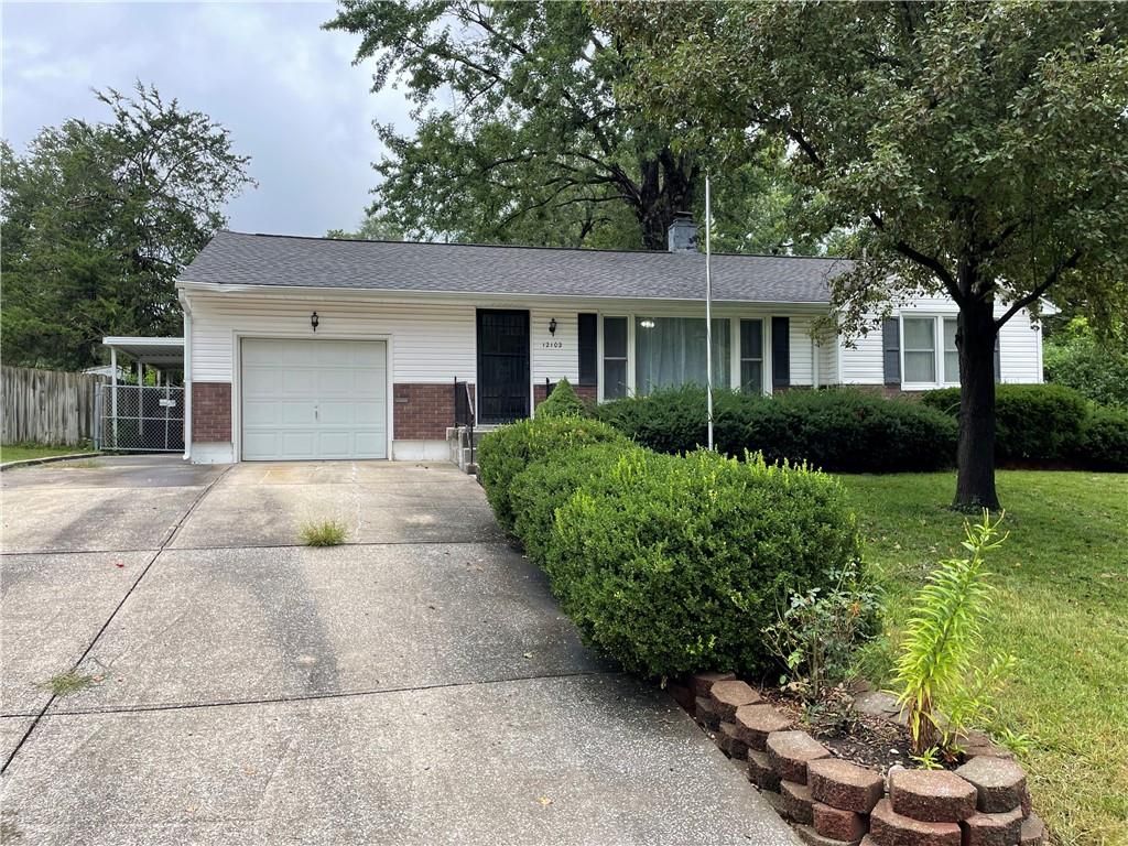12102 E 47th Terrace, Independence, MO 64055