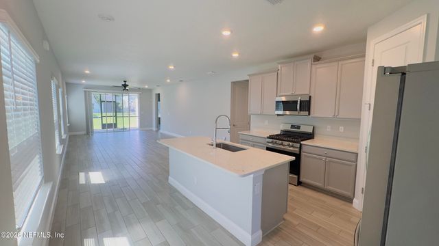 70 KILLARNEY Avenue, St. Johns, FL 32259