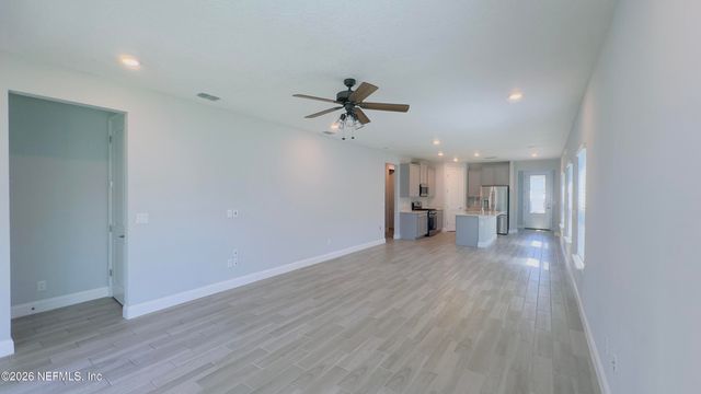 70 KILLARNEY Avenue, St. Johns, FL 32259