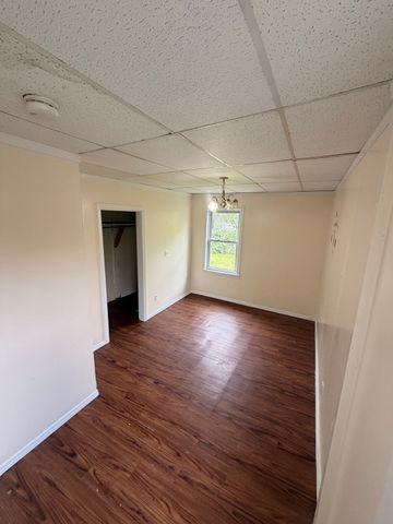 44 Laurel St 1, Leominster, MA 01453