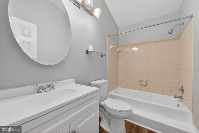 11561 HILL MEADE LN, Woodbridge, VA 22192