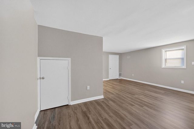 11561 HILL MEADE LN, Woodbridge, VA 22192