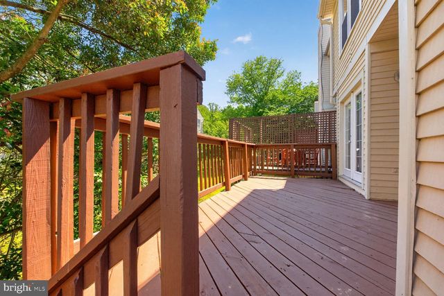 11561 HILL MEADE LN, Woodbridge, VA 22192