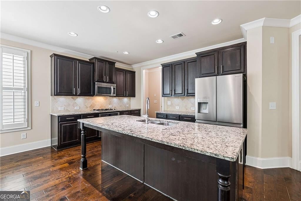 7695 Highland Bluff, Sandy Springs, GA 30328 — photo 4