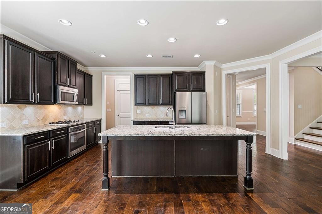 7695 Highland Bluff, Sandy Springs, GA 30328 — photo 5