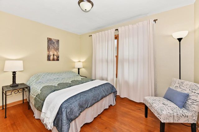 1120 S 102nd STREET, West Allis, WI 53214