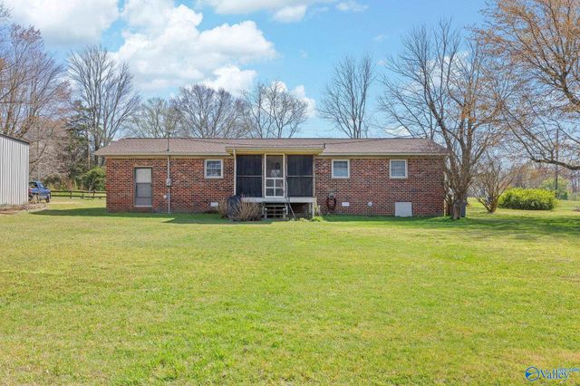 102 Greenwood Lane, Geraldine, AL 35974