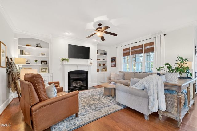 2824 Oakley Woods Lane, Apex, NC 27539