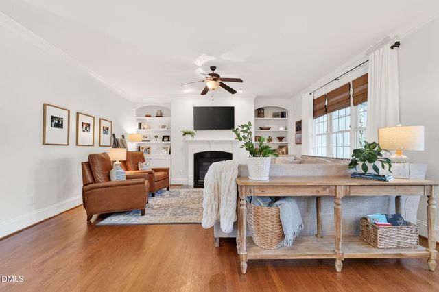 2824 Oakley Woods Lane, Apex, NC 27539