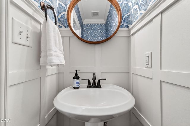 2824 Oakley Woods Lane, Apex, NC 27539