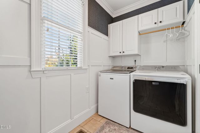 2824 Oakley Woods Lane, Apex, NC 27539