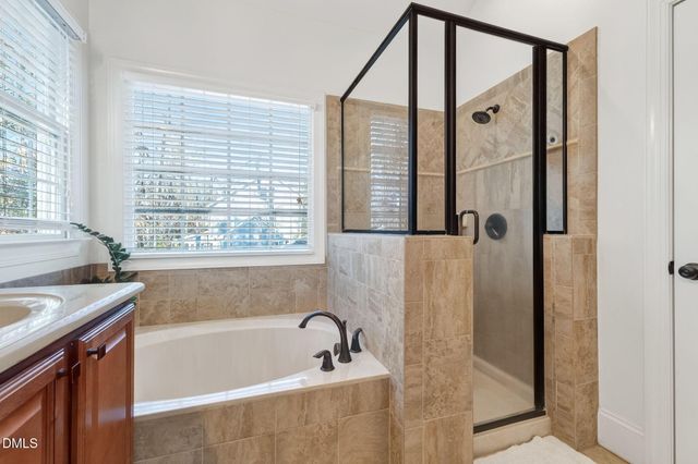 2824 Oakley Woods Lane, Apex, NC 27539