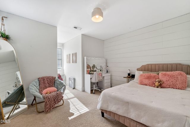 2824 Oakley Woods Lane, Apex, NC 27539