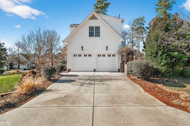 2824 Oakley Woods Lane, Apex, NC 27539