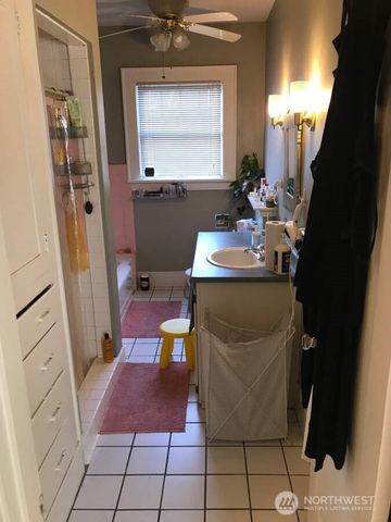 2909 Walnut Street, Bellingham, WA 98225