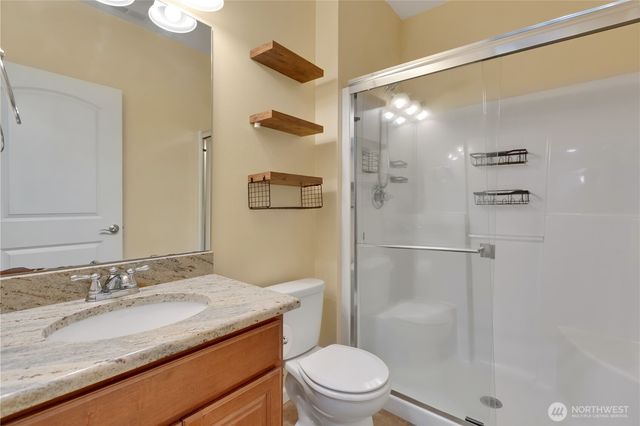 5623 Douglas Avenue SE, Auburn, WA 98092