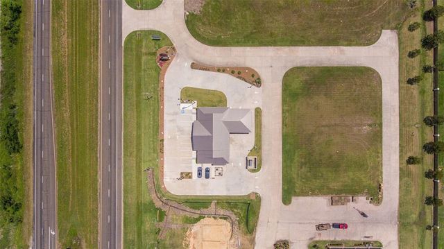 15017 Hwy 90, Beaumont, TX 77713