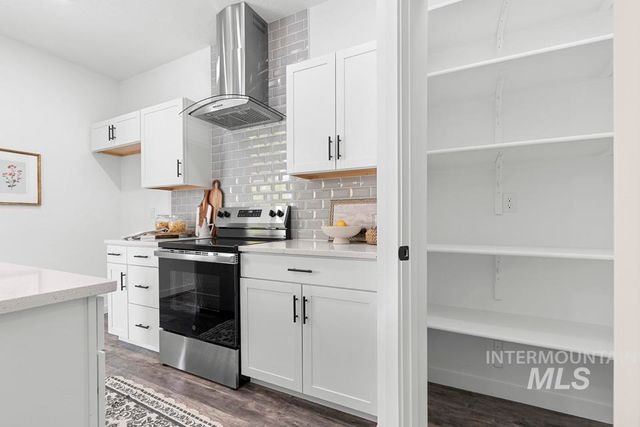 2116 W Bella, Nampa, ID 83651