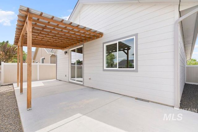 2116 W Bella, Nampa, ID 83651