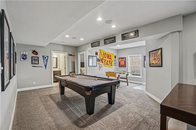 600 Rock Bridge Court, Smithville, MO 64089