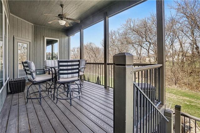 600 Rock Bridge Court, Smithville, MO 64089