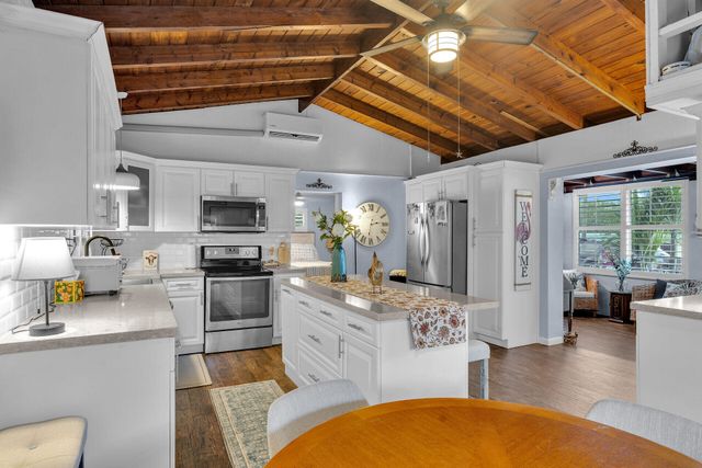 38 Pirates Drive, Key Largo, FL 33037