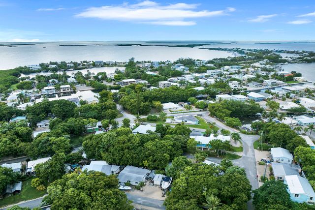 38 Pirates Drive, Key Largo, FL 33037