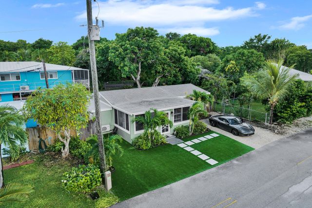 38 Pirates Drive, Key Largo, FL 33037