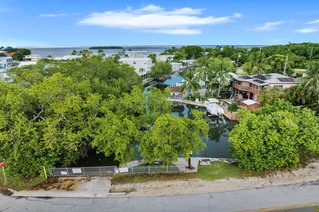 38 Pirates Drive, Key Largo, FL 33037