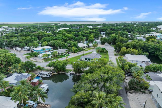 38 Pirates Drive, Key Largo, FL 33037