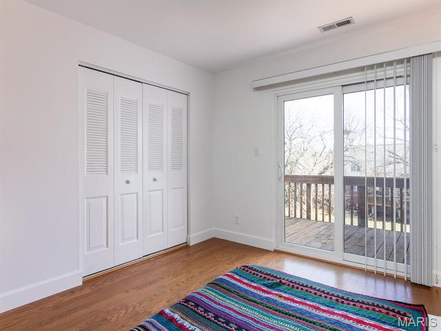 1724 Redbird Cove, St Louis, MO 63144