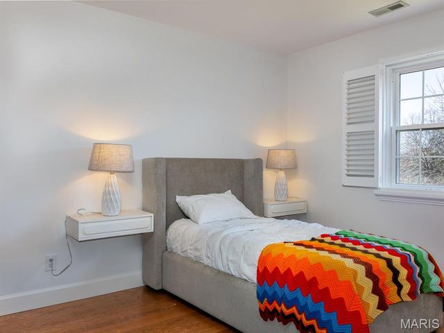 1724 Redbird Cove, St Louis, MO 63144