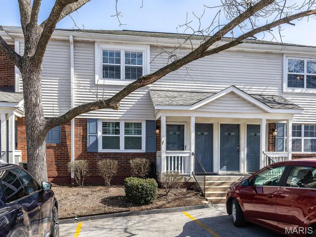1724 Redbird Cove, St Louis, MO 63144