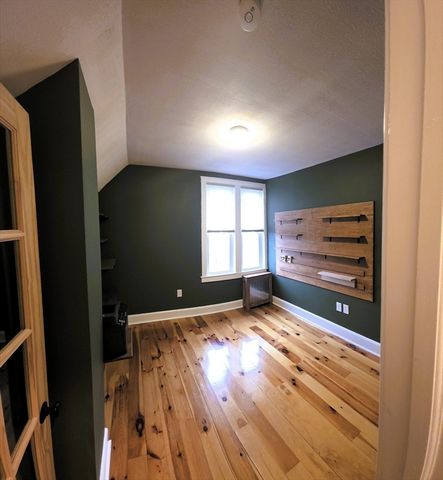 76 Stony Hill Rd, Wilbraham, MA 01095