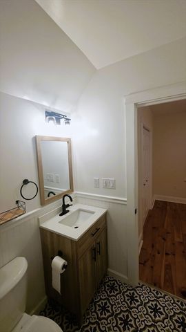 76 Stony Hill Rd, Wilbraham, MA 01095