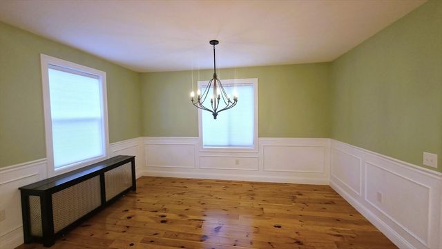 76 Stony Hill Rd, Wilbraham, MA 01095