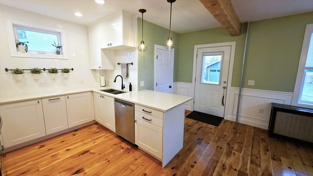 76 Stony Hill Rd, Wilbraham, MA 01095