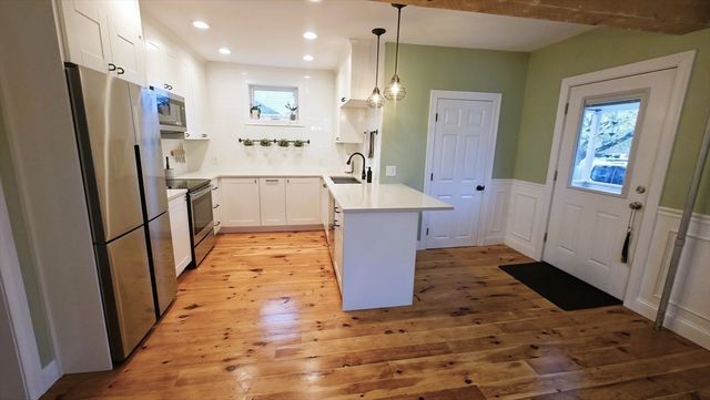 76 Stony Hill Rd, Wilbraham, MA 01095