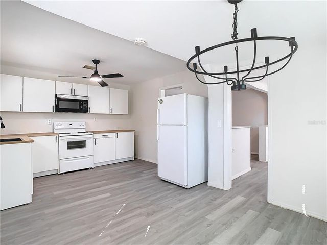 4604 COURTLAND STREET, Tampa, FL 33610