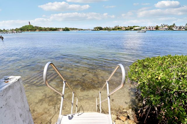 755 Saturn Street I206, Jupiter, FL 33477