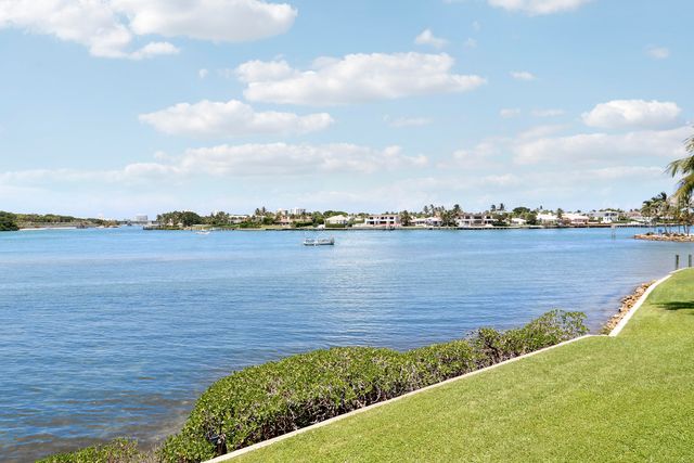 755 Saturn Street I206, Jupiter, FL 33477