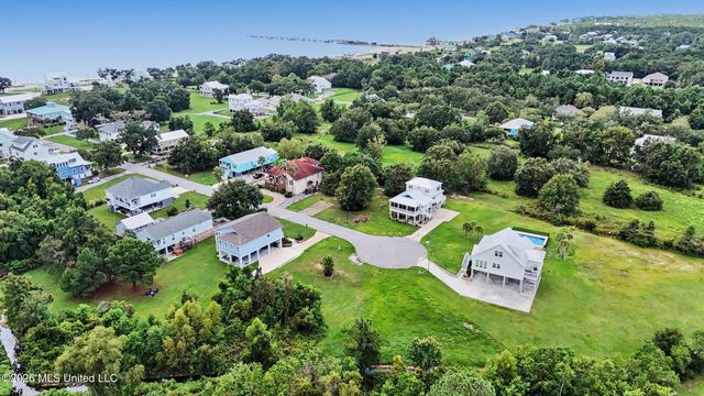 Sarah's Lane, Waveland, MS 39576