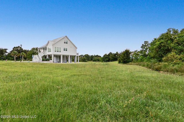 Sarah's Lane, Waveland, MS 39576