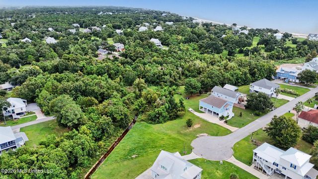 Sarah's Lane, Waveland, MS 39576