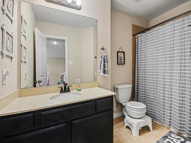 8215 Lemongrass Avenue, Baytown, TX 77521