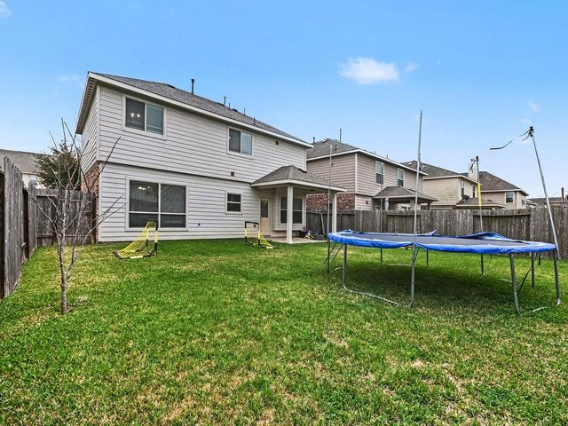 8215 Lemongrass Avenue, Baytown, TX 77521