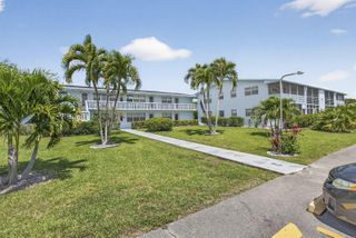 106 E Camden E, West Palm Beach, FL 33417