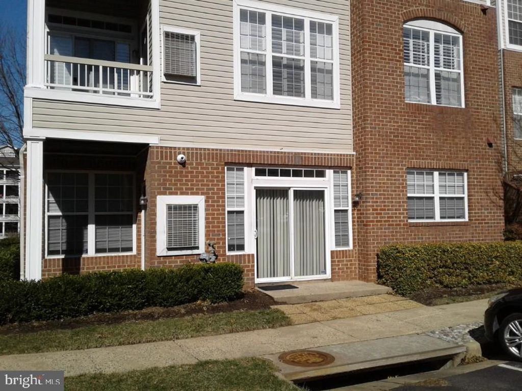 4200-C MOZART BRIGADE LN #4200C, Fairfax, VA 22033