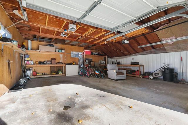 1120 E LAYTON AVENUE, Appleton, WI 54915