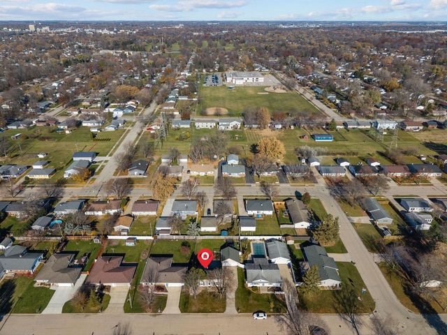 1120 E LAYTON AVENUE, Appleton, WI 54915